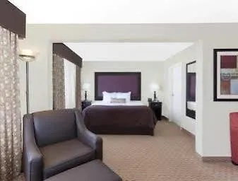 Wingate By Wyndham Hotel 3*